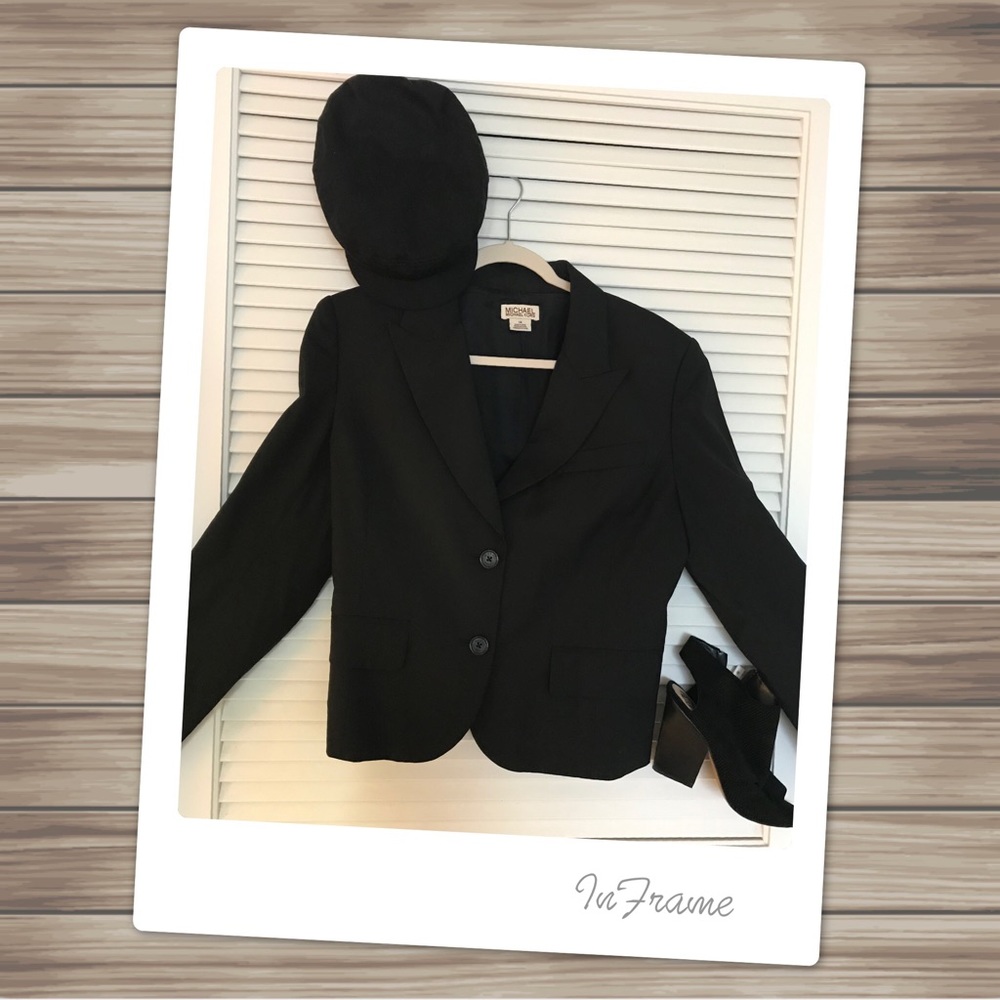 MICHAEL KORS Wool Blend Stretch Blazer!